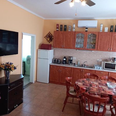 Kiraly Apartman Fonyód المظهر الخارجي الصورة